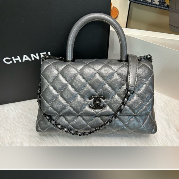 🔥Chanel Metalic Crumpled Calfskin Coco Top Handle Mini Bag Full Inclusion - Picture 3 of 14